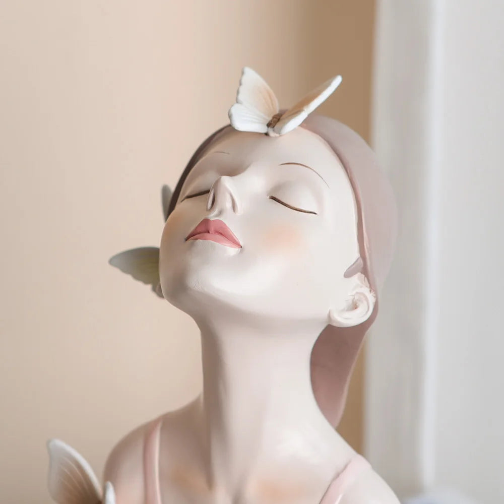 Escultura decorativa de Cerâmica Premuim - Coleção Bailarina Borboleta