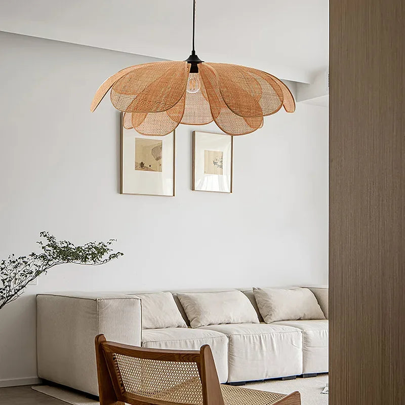 Luminária Pendente Estilo Japonês - Petal Willow Rattan